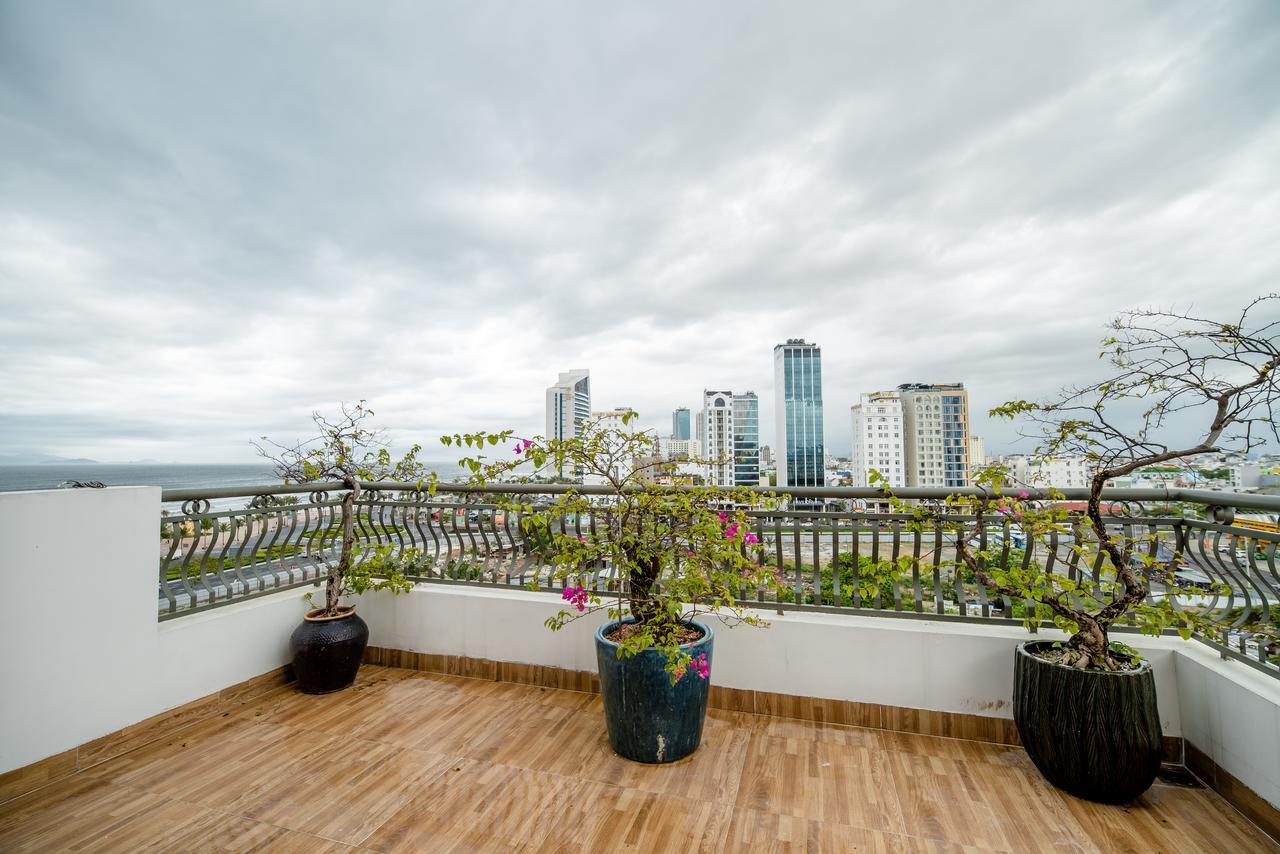 Hong Phuc Hotel 4 Da Nang Bagian luar foto