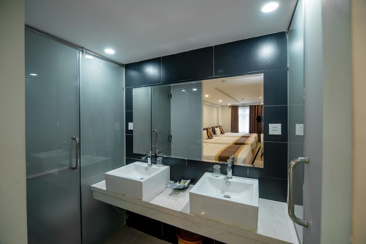 Hong Phuc Hotel 4 Da Nang Bagian luar foto